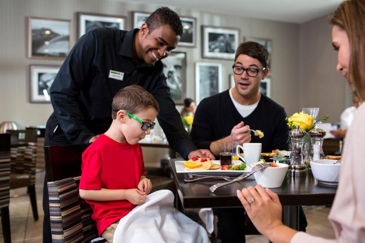 Hotel Holiday East-blue Ridge Pkwy By Ihg Asheville