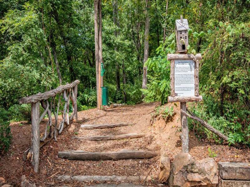 Holiday East-blue Ridge Pkwy By Ihg Hotel 3*