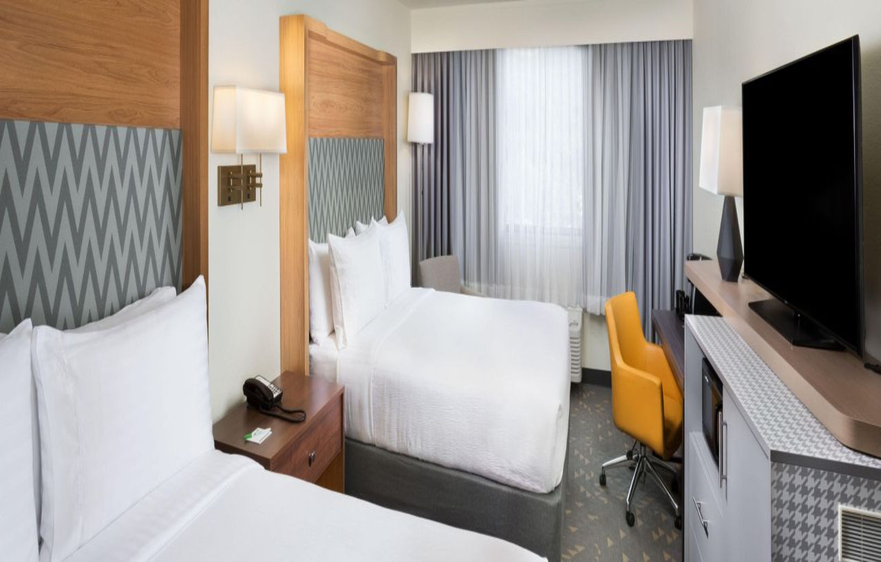 Hotel Holiday East-blue Ridge Pkwy By Ihg Asheville