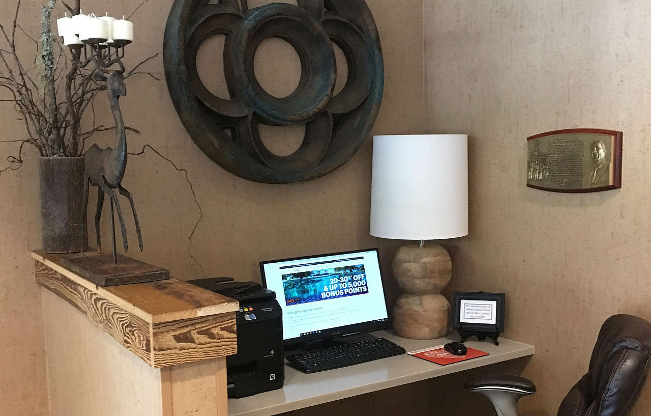 Holiday East-blue Ridge Pkwy By Ihg Hotel Asheville